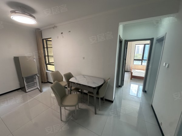 龙溪苑精装修小两室定制衣柜拎包入住近保利广场瑶海万达出行方便