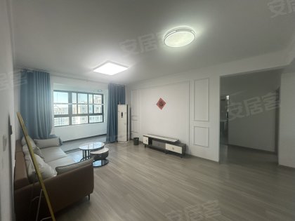 祁门路绿地中心南庭芳精装3室4台空调皖宝大床民用水电拎包住！