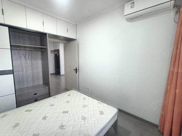 大数据产业园旁恒信汽车城旁合肥六中美丽景湾两室大衣柜燃气热水