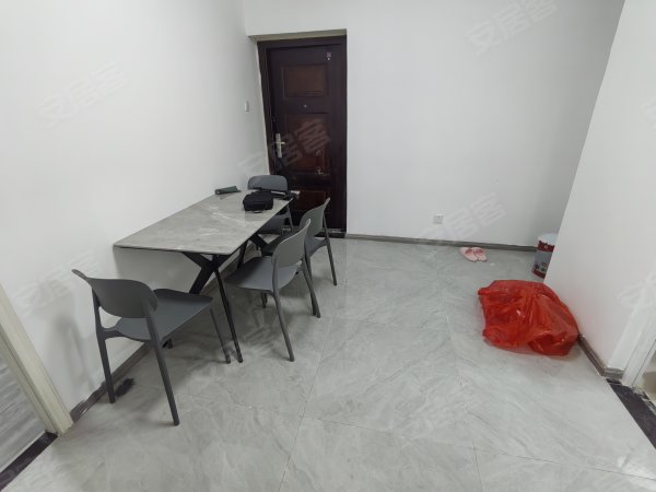 淮合花园B区_临近一号线_淮合花园小学_卧室多_适合合租