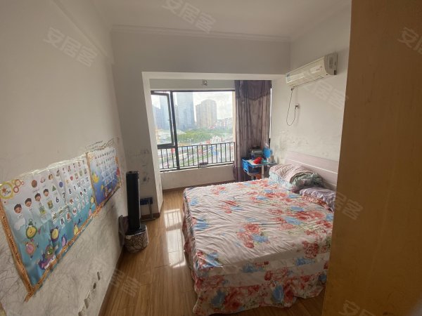 上海城市_大二室可以宿舍__电梯房，随时看房正大徽园中环城