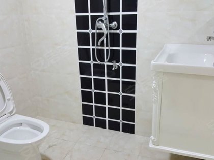 电梯怎么用钥匙开门 420x315c.jpg