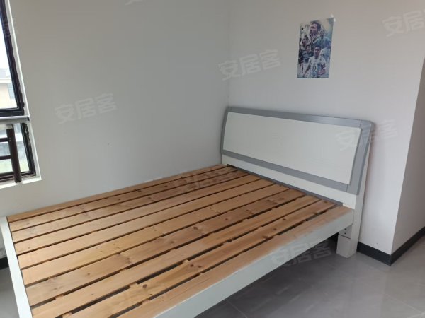 琥珀东华府十中对面离十中近精装洋房两室阳光充足拎包入住