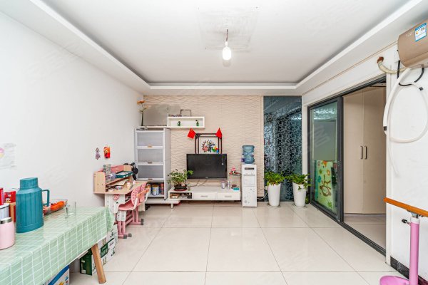 徽商城市风景_2室2厅1卫__电梯房_精装修78平米