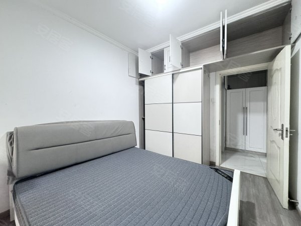 庐阳区荣城花园全屋瓷砖正规两室一厅家电齐全_民水电出门地铁口