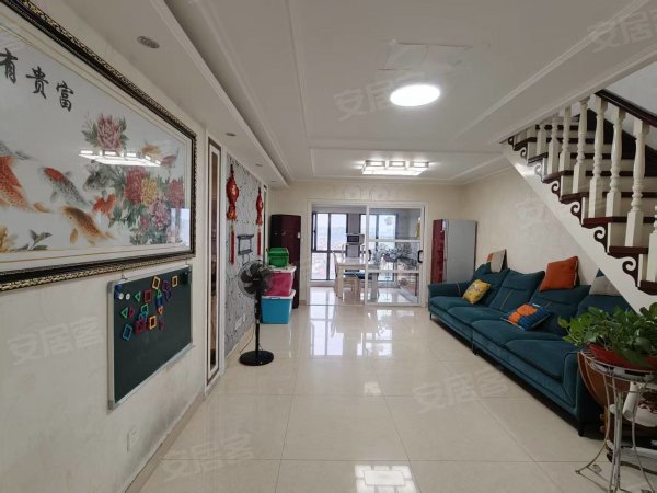 新上实拍_中环城_大学城_三号线_诚意出租_有钥匙