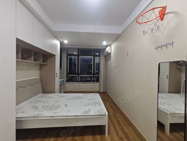 金大地悦澜公馆_1室1厅1卫__电梯房_精装修54平米