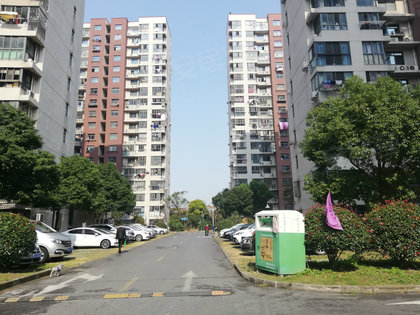 宝虹水岸人口
