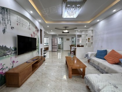 华冶水晶公馆_临近四小_四十六南校区_业主自住装修_拎包入住