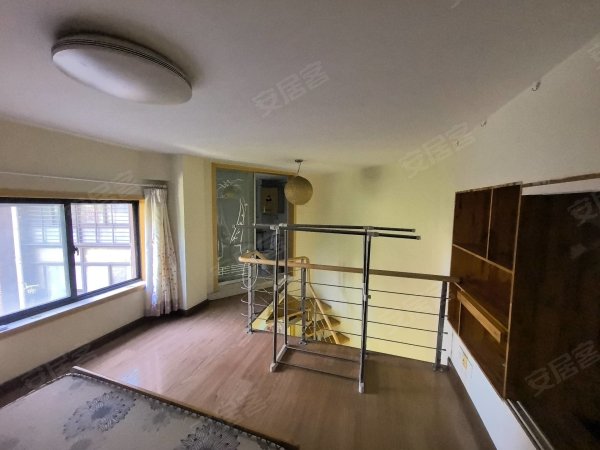 水墨兰庭(南区)_一室LOFT_急租房源_拎包入住_电梯房