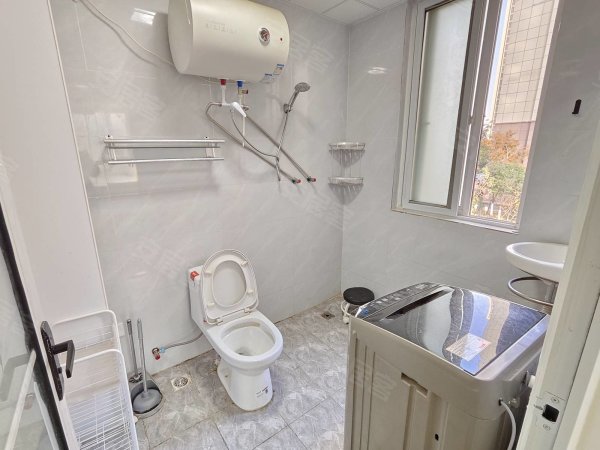 包河区三户室25平米正南12层