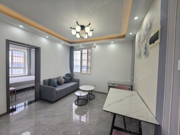 新店花园_精装两室可短租可月付民用水电包物业