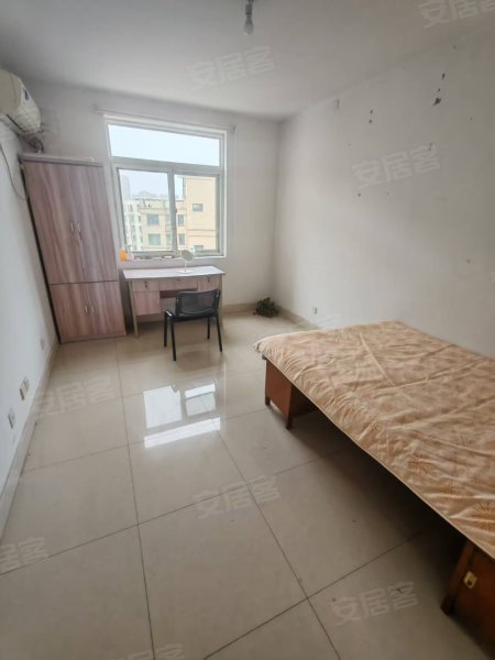 西七里塘地铁口，省医红会小区2室2厅1卫拎包入住精装修