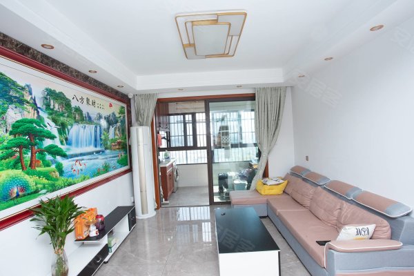 禹洲珑玥湾新十中旁住家装修，拎包入住适合陪读住家