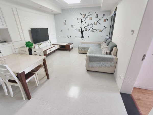 安粮城市广场_2室1厅1卫__电梯房_精装修_随时看房