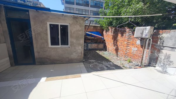省一建宿舍_一楼带院子_2室1厅_地铁六号线