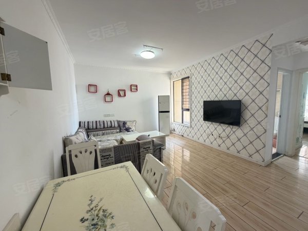滨湖5号线云川公园_高速_保利_精装自住房出租，家具家电齐全