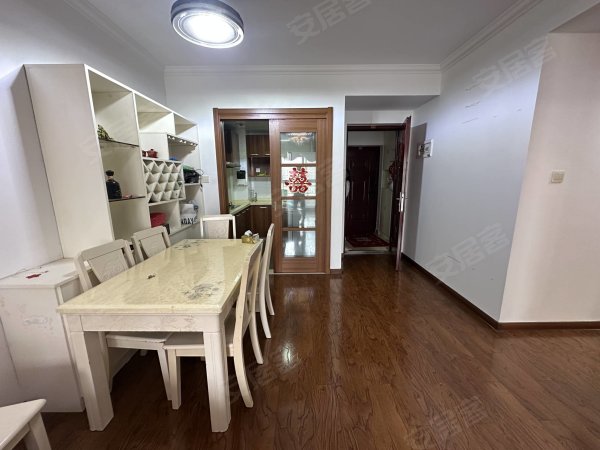 万科蓝山一期婚房首次出租_全屋实木家具_品牌家电_近地铁寿春
