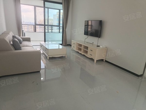 东华府(东苑)4室精装家具家电齐全，房东自住_十中附近_拎包
