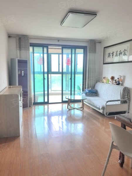 三盛颐景园_2室两厅一卫__位置安静，干净整洁_学校近地铁口