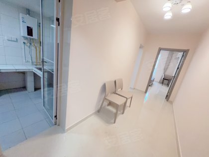 滨湖康园一居主卧带独卫带厨房无仲阶沸近金融港利港广场会展中心