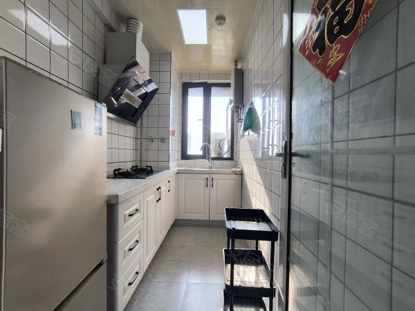 电梯独立一房一厅出租_通天然气_水电燃气都是民用价格