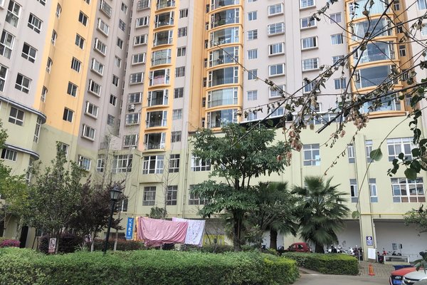 玉溪新苑婚纱_玉溪亚太盛典婚纱摄影(3)