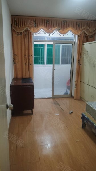 福禄园A区(一二期)_房屋清洁_3室1厅1卫_急租房源