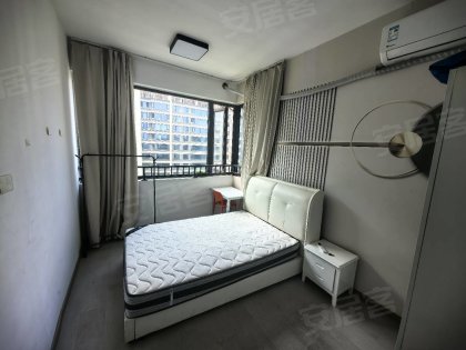 干净整洁属实，小区环境优美，属于直租，可月付可短租