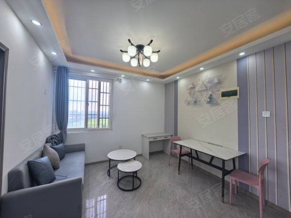 新店花园_精装两室可短租可月付民用水电包物业