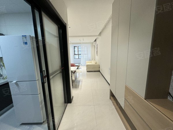 南屏路地铁站_姚公庙_近天鹅湖东_银泰in77_省立医院南