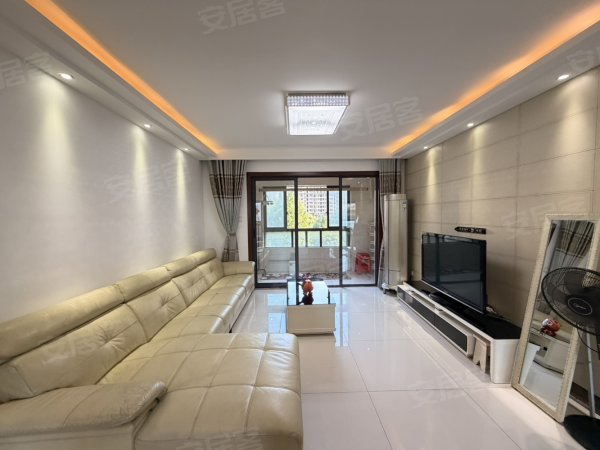 四号线柳树塘地铁口_三十八所旁_自住精装三室拎包住_华地紫园
