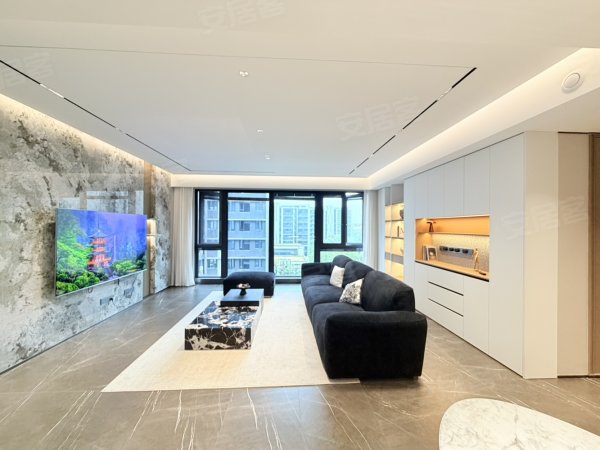 实拍可月付_高端品质小区_一梯一户大平层_全屋高定_拎包即住