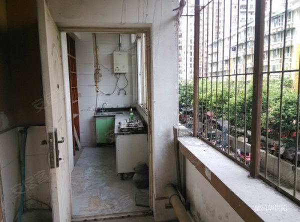 3号线旁 价格便宜可自由变换空间