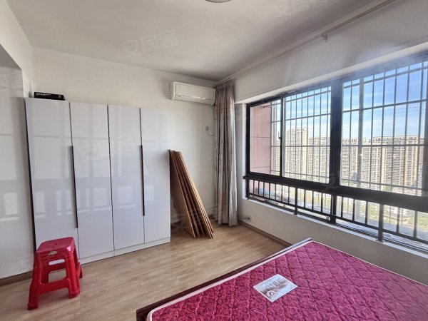 地铁口_百汇城市广场1室_家电齐全_拎包入住_看房方便