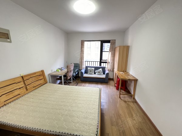 16张入住安大南门_世茂翡翠首府一室民用水电_随时看房超实惠