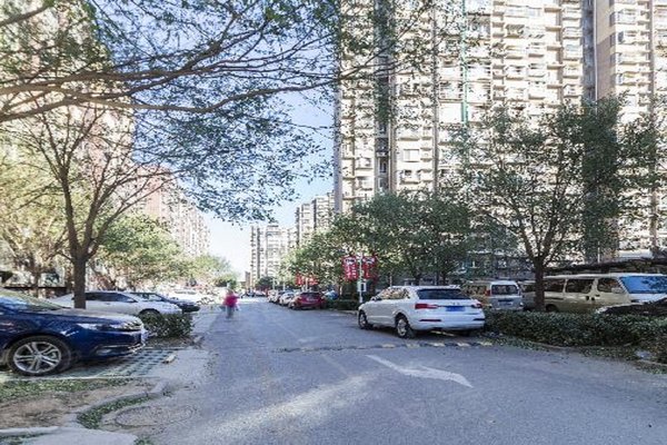 南庭新苑人口_南庭新苑一居室户型图(2)