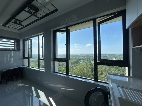 湖畔书香西区_省府旁_四中学校_近地铁_全屋定制家具_湖景房