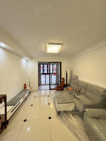 禹洲翡翠湖郡_精装修婚房出租_干净整洁_拎包入住家电齐全