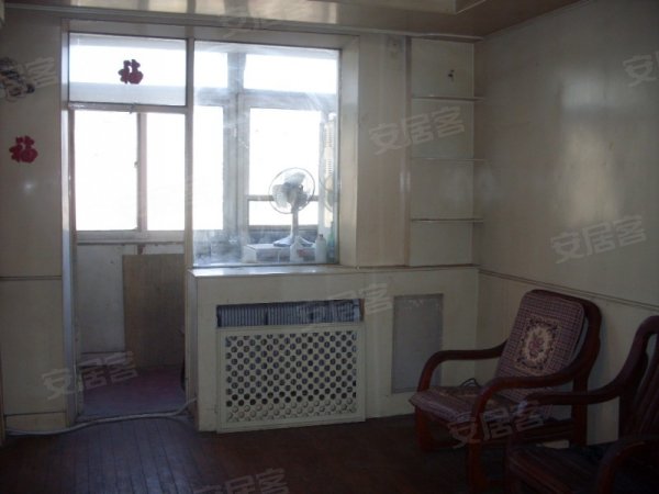 大连金三角华联6路图片