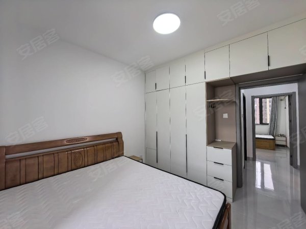 新店雅苑_精装两室_南北通透_近维信诺京东方_生活小吃一条街