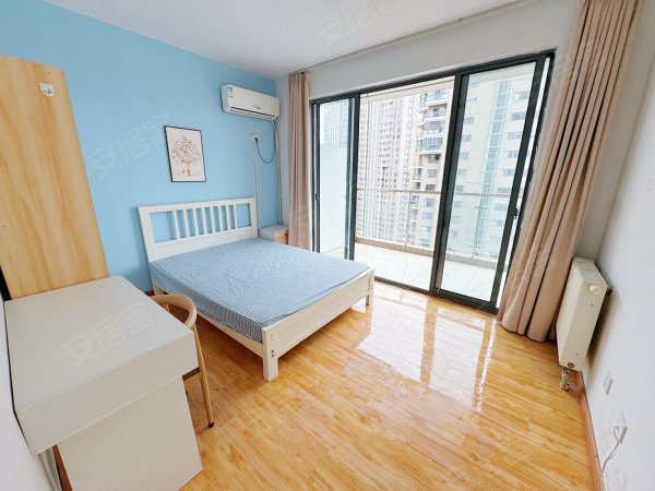一人一阳台晾晒方便_看中可谈_近方圆荟_滨湖医院_金融港