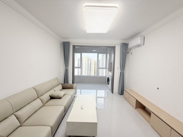 蜀山区三户室100.70平米西南30层