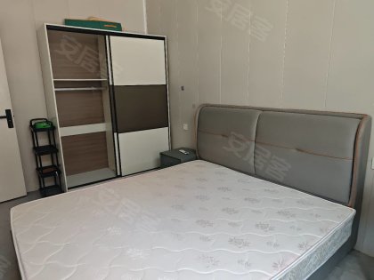 精装修二房，电器都全，看房方便。