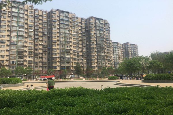 南庭新苑人口_南庭新苑一居室户型图(3)