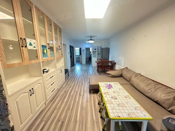 旭辉御府边户三室_自住装修_有密码随时看_对面高速控股_四小