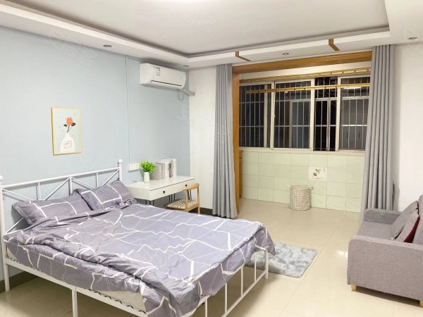 5号线义兴地铁口明悦中心贡街旁朝南主卧带阳台可月付