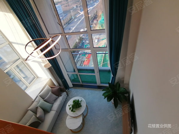 60w起买地铁口精装现房loft 找我享受渠道特惠,鲁商蓝岸丽舍(商住楼)