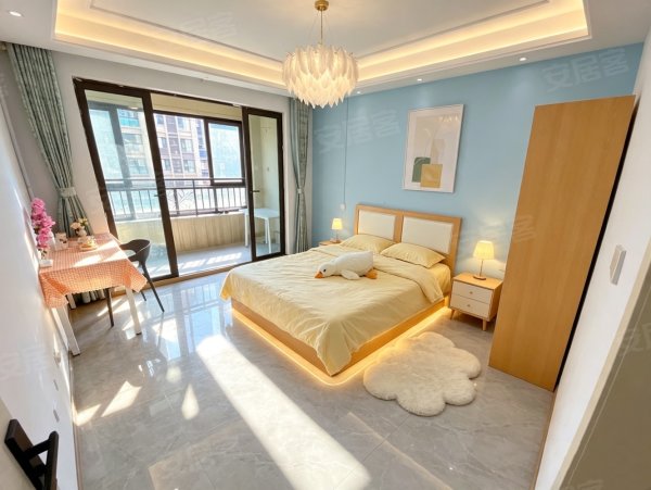 三室阳台，近振兴路地铁口。顺丰丰泰，电商产业园三期，max产