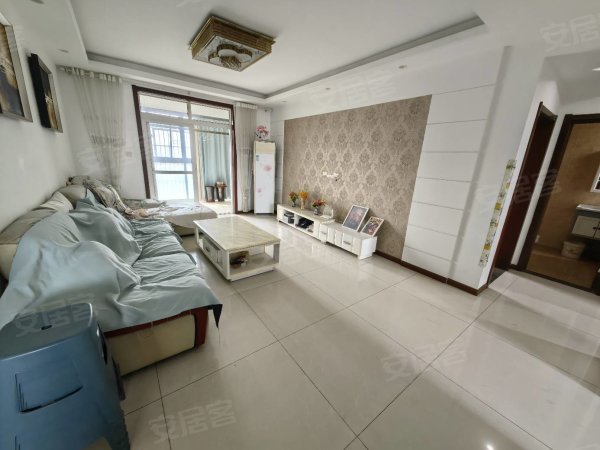 帝豪星港湾_电梯房_3室1卫_家电齐全_拎包入住_随时看房